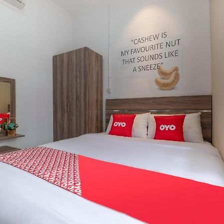 Oyo Life 3246 Walnut Inn G-10 Telukjambe Buitenkant foto